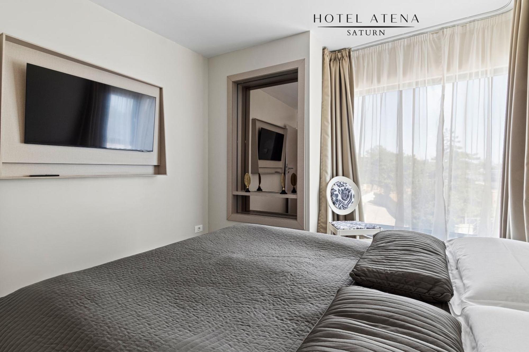 Hotel Atena*** 萨图恩 外观 照片