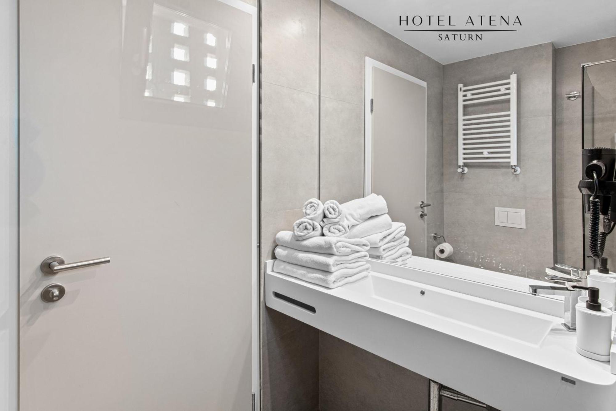 Hotel Atena*** 萨图恩 外观 照片